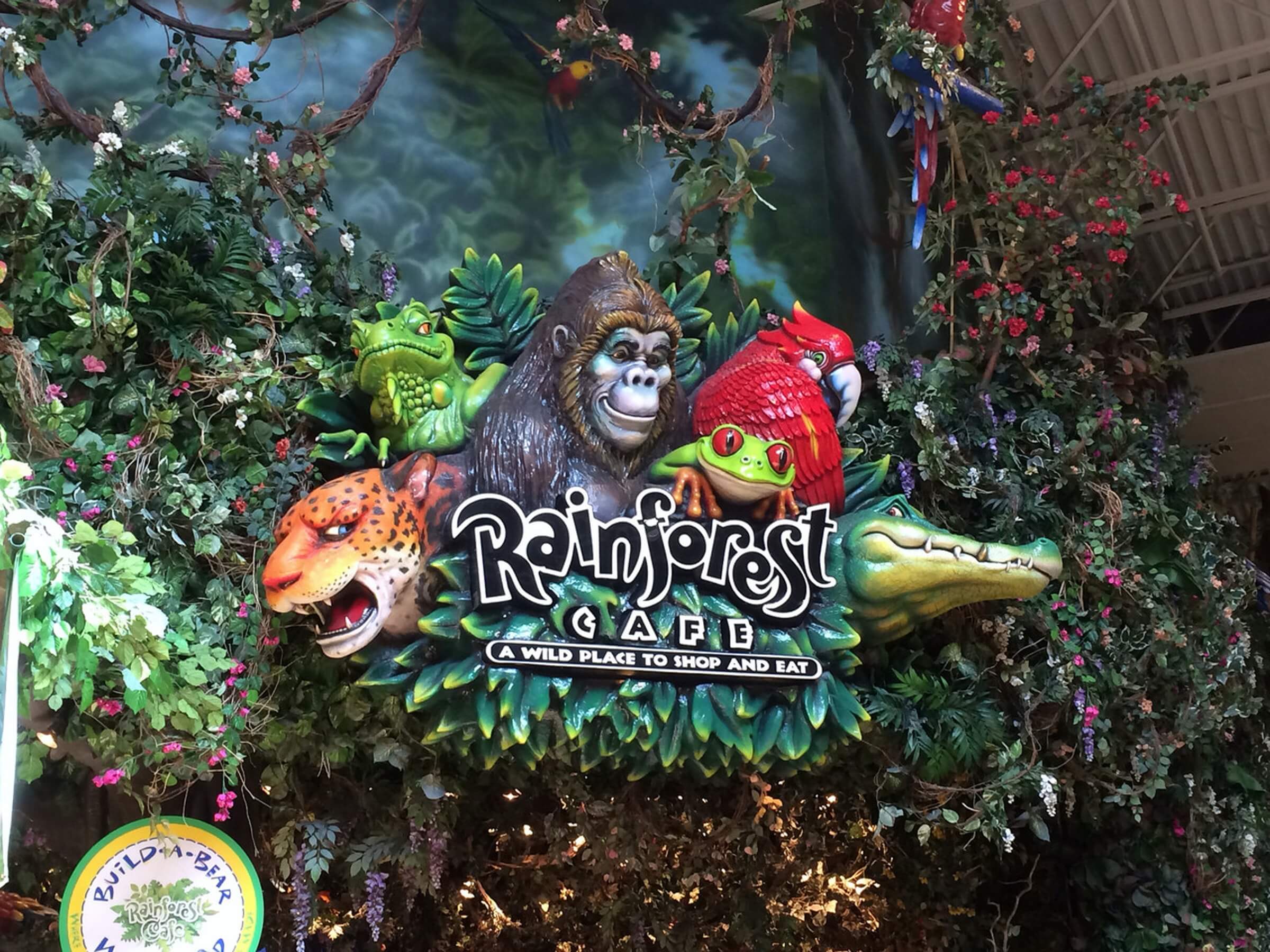 Rainforest Cafe store