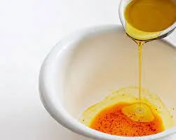 Homemade saffron oil