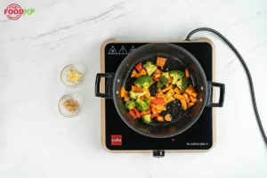 Stir Fry Tofu with Vegetables Step 5