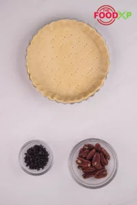 Cracker Barrel Chocolate Pecan Pie Step 1