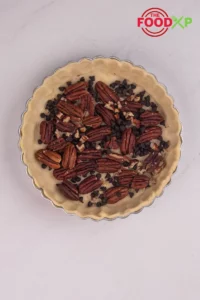 Cracker Barrel Chocolate Pecan Pie Step 2