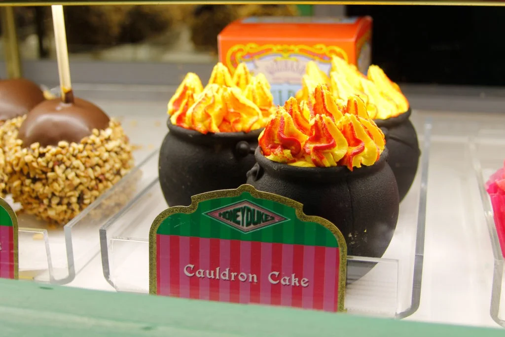 Harry Potter Cauldron Cake