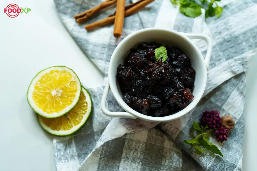 Easiest Gordon Ramsay Cranberry Sauce