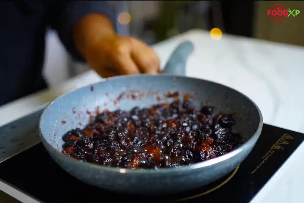 Gordon Ramsay Cranberry Sauce Step 3