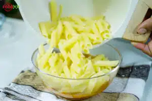 Cheesecake Factory Four Cheese Pasta Step 5