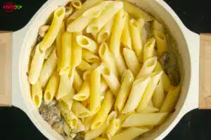Domino's Carbonara Step 6.1