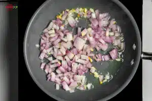 Gordon Ramsay Sausage Spaghetti Step 05