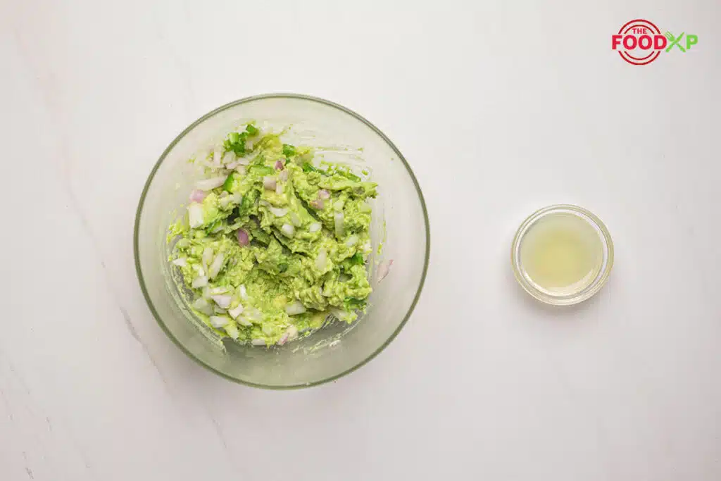 Chipotle Guacamole Step 4