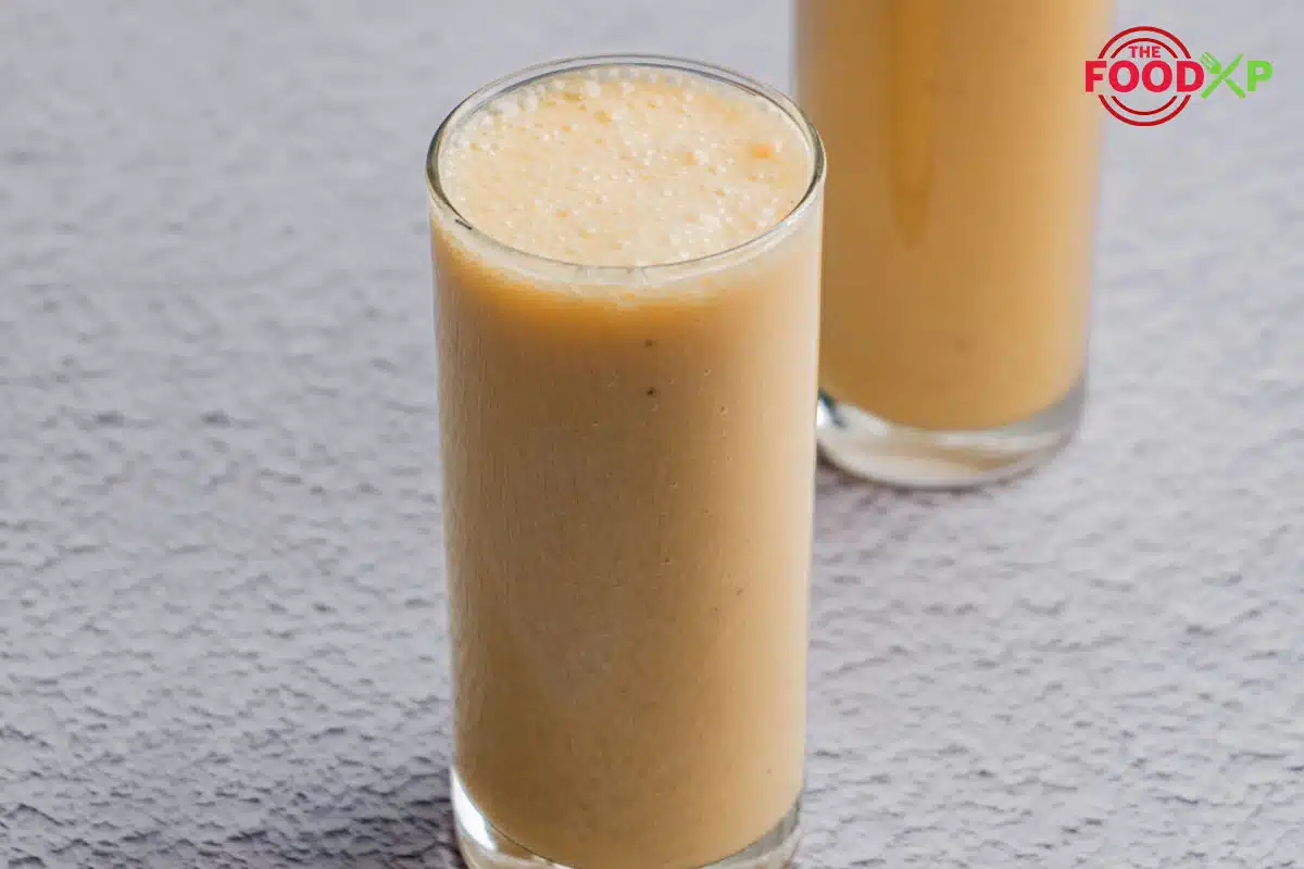 Serving Starbucks Pumpkin Pie Smoothie