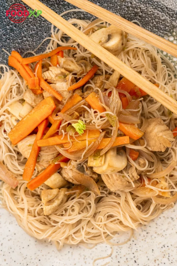 How-To-Make-Chicken-Hekka-At-Home