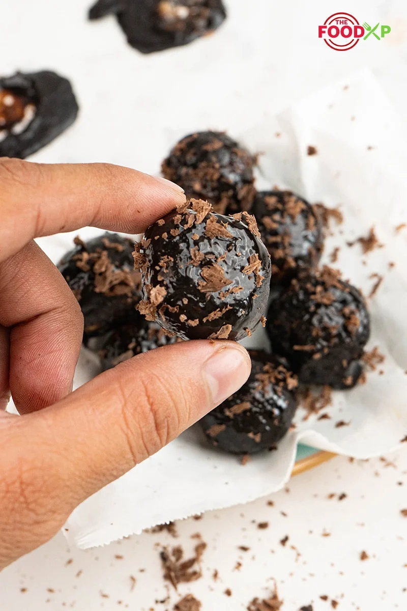 No Bake Coconut Cream Ball