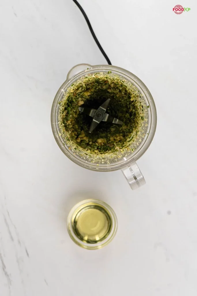 Walnut Pesto Step 3