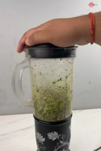 Walnut Pesto Step 4